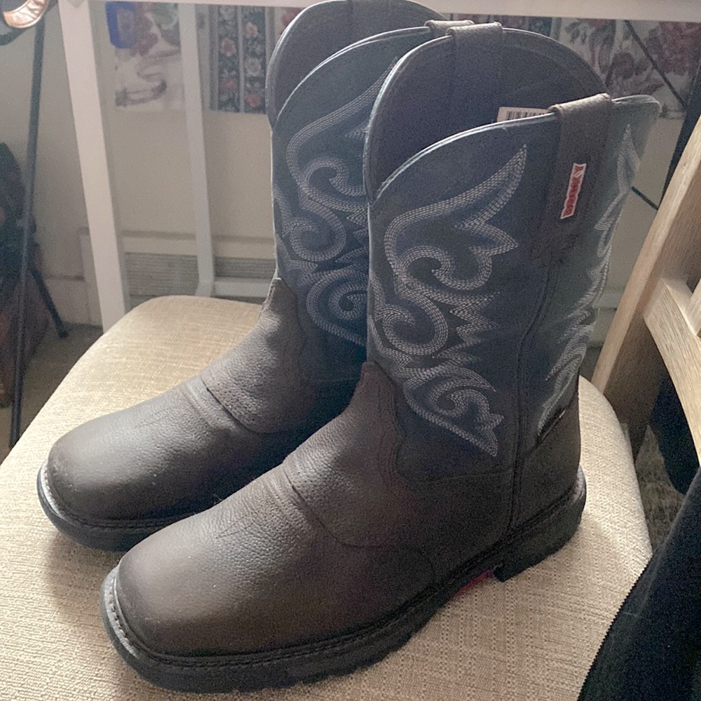 Brown gray with a hint of blue boots new never been warn